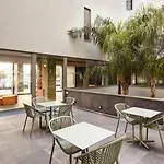 فندق Sercotel Barcelona El Prat إل برات ذي يوبريغات